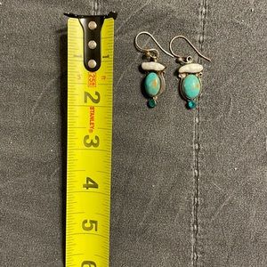 Turquoise/pearl earrings